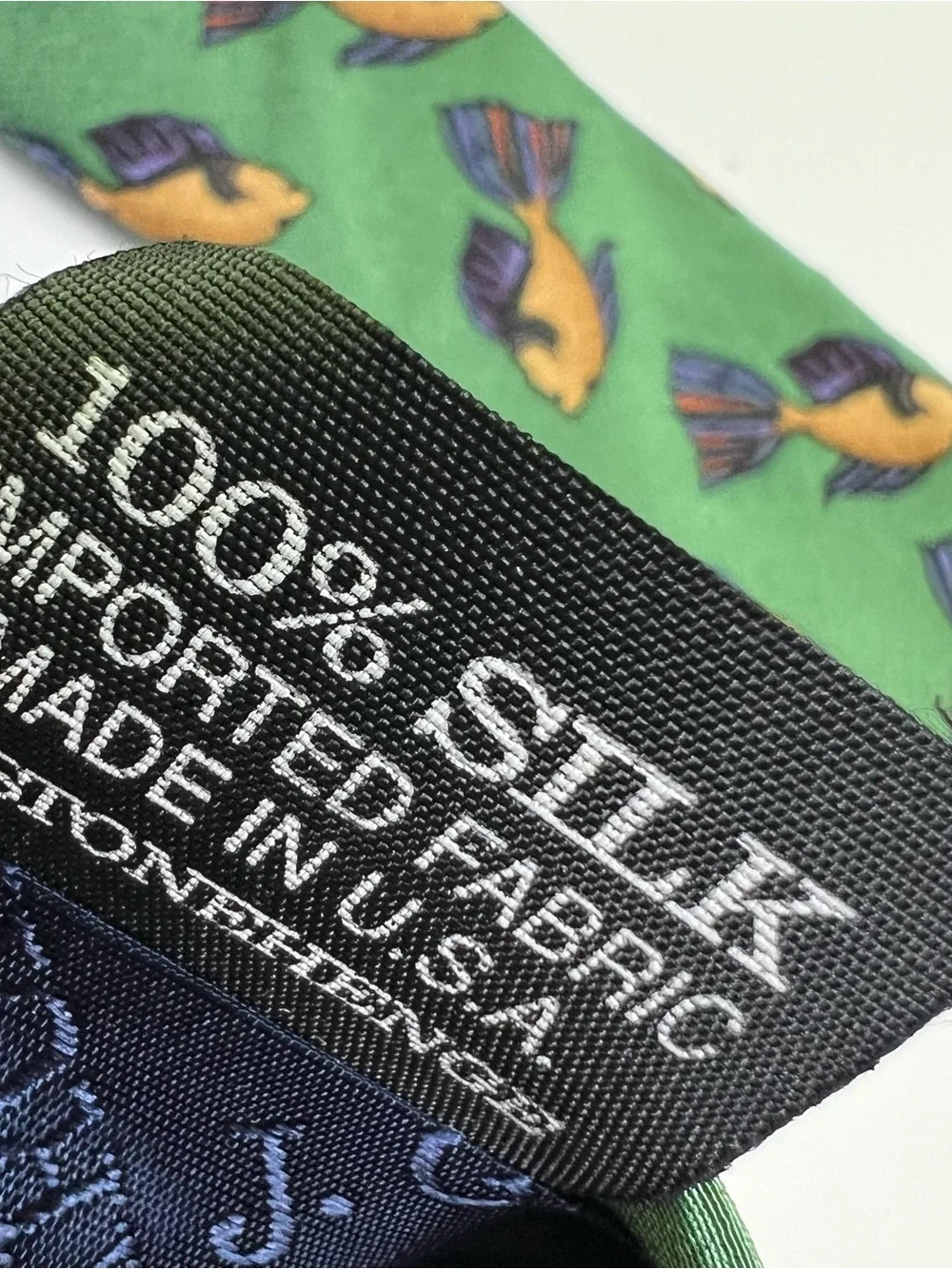 J. Garcia Vintage Mens 100% Silk Tie Made In USA Stonehenge Green Fish Necktie